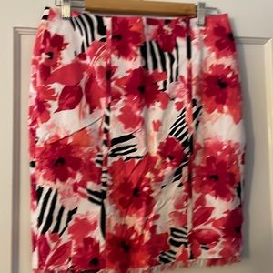 White House Black Market Floral Skirt